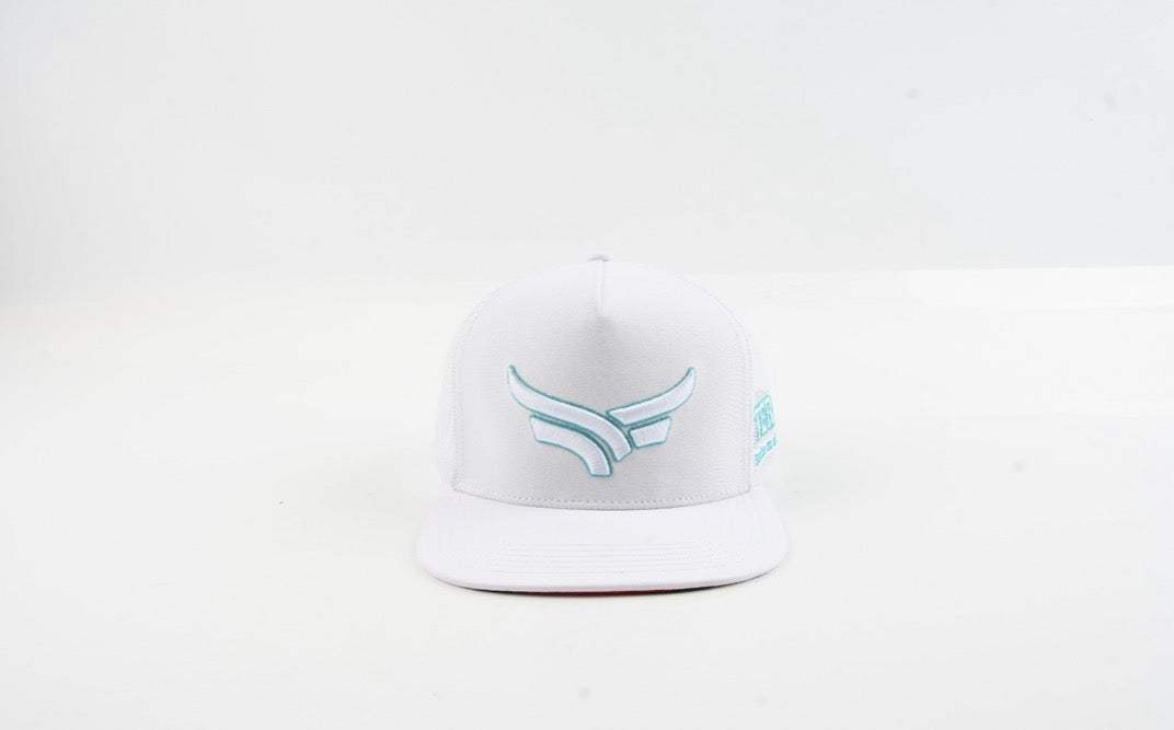 Rancho White Trucker